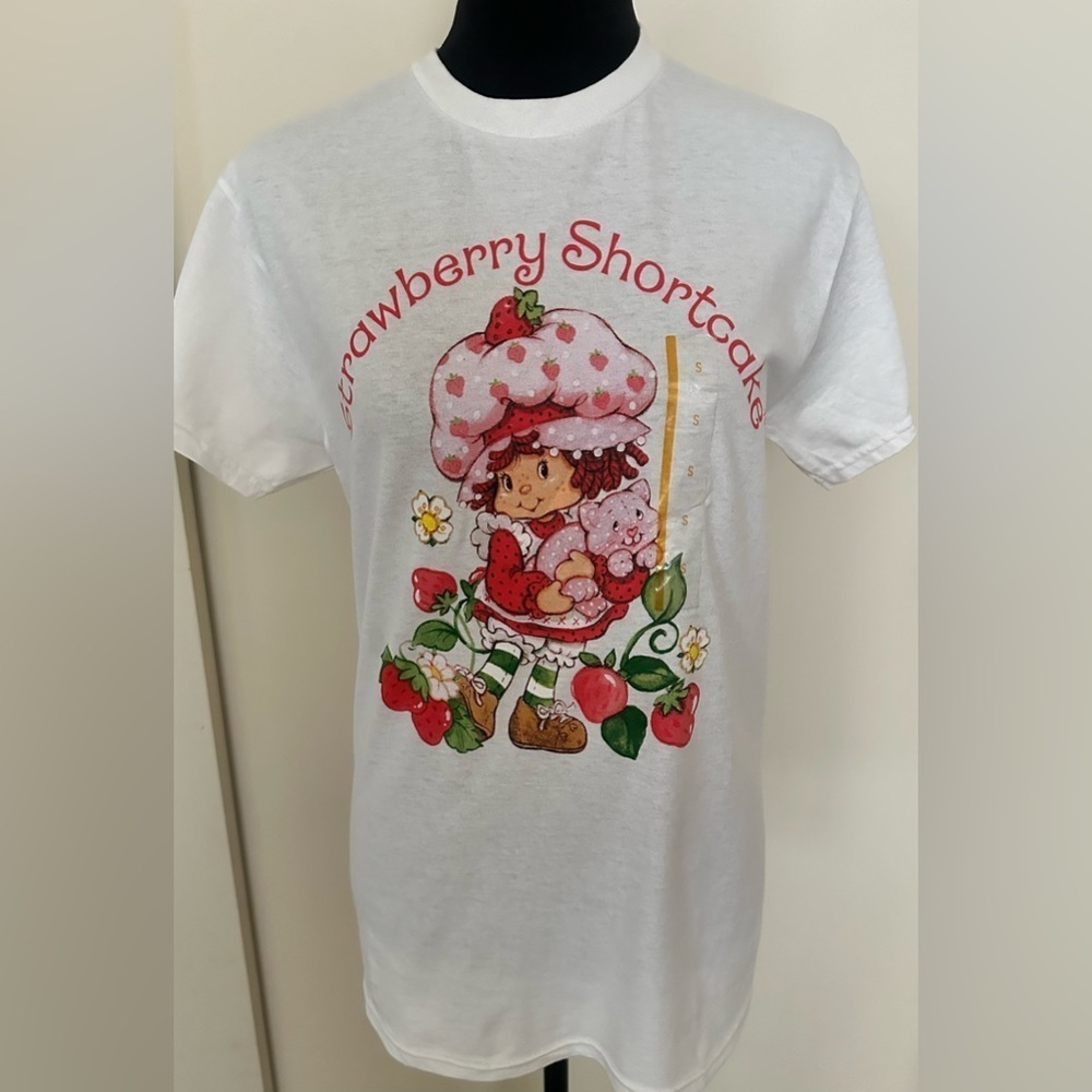 Strawberry Shortcake Women’s Graphic Tee - Size S - NWT